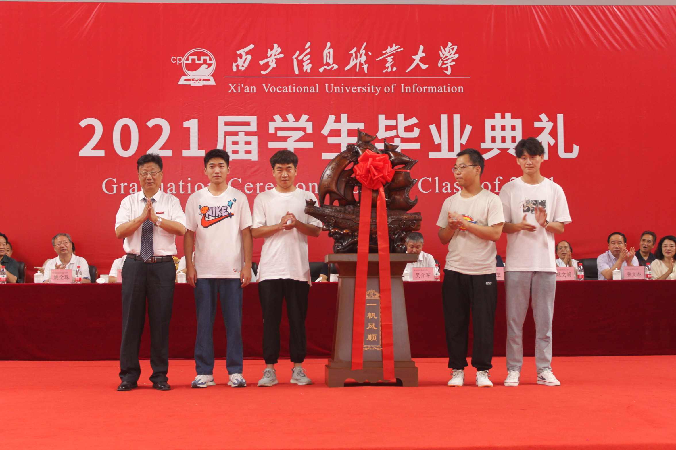 1626168640862744.jpg ac12abc6f2c4da7d44333ff9875a924.jpg